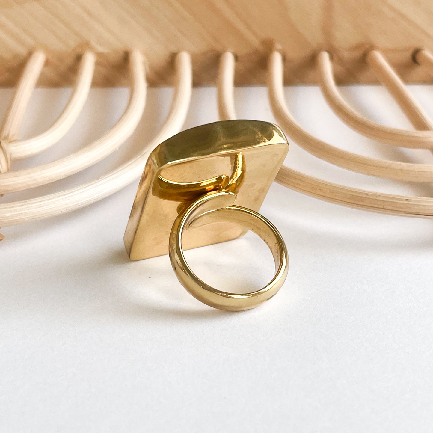 King of Diamond Bone Card Ring - Alchemia