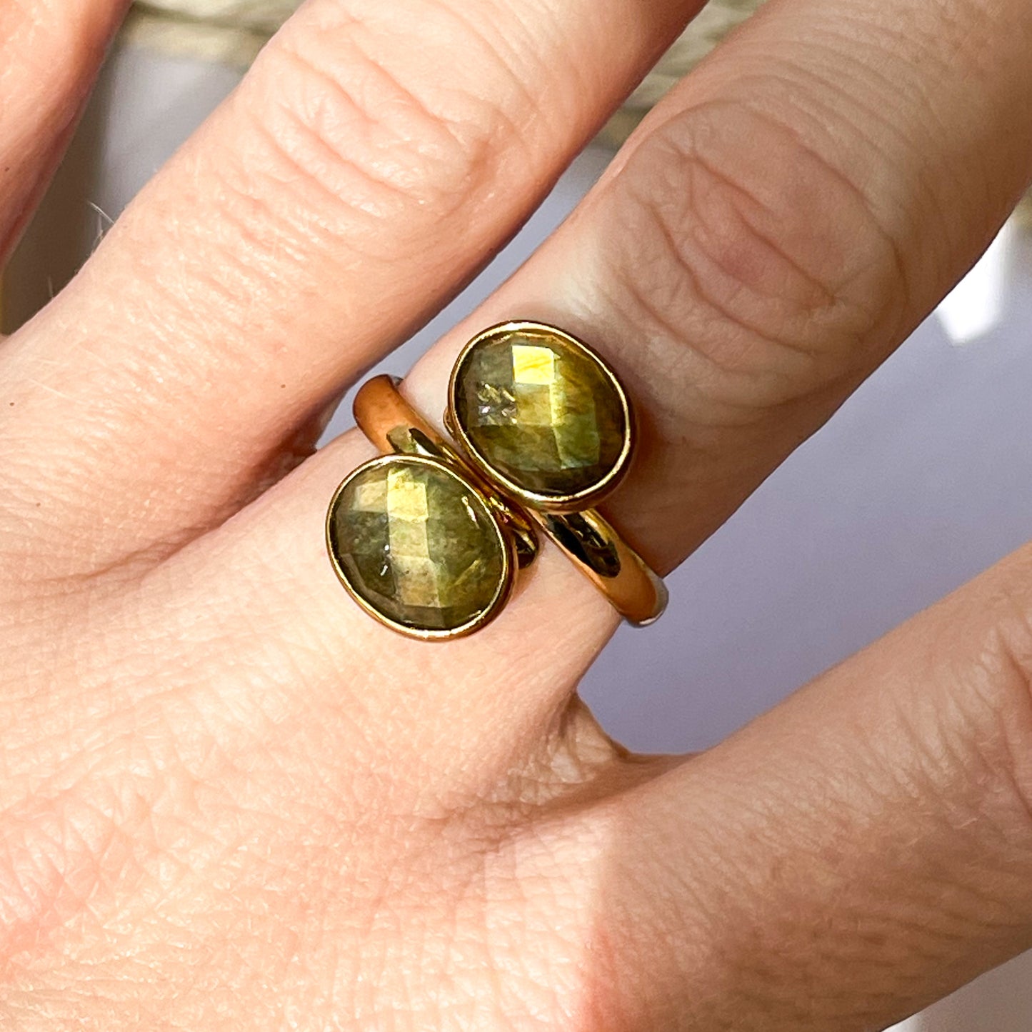 Dainty Labradorite Bypass Ring Adjustable - Alchemia