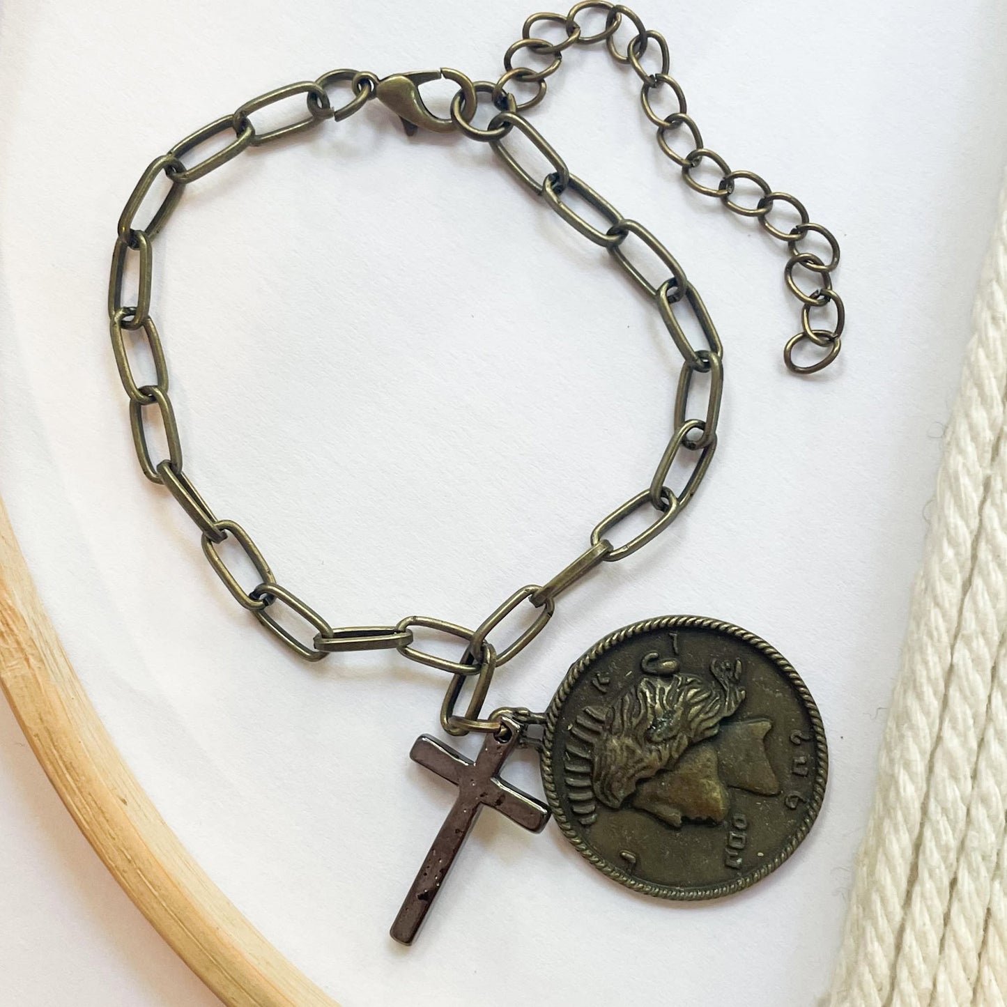 Grunge Coin Bracelet - Dainty Grunge