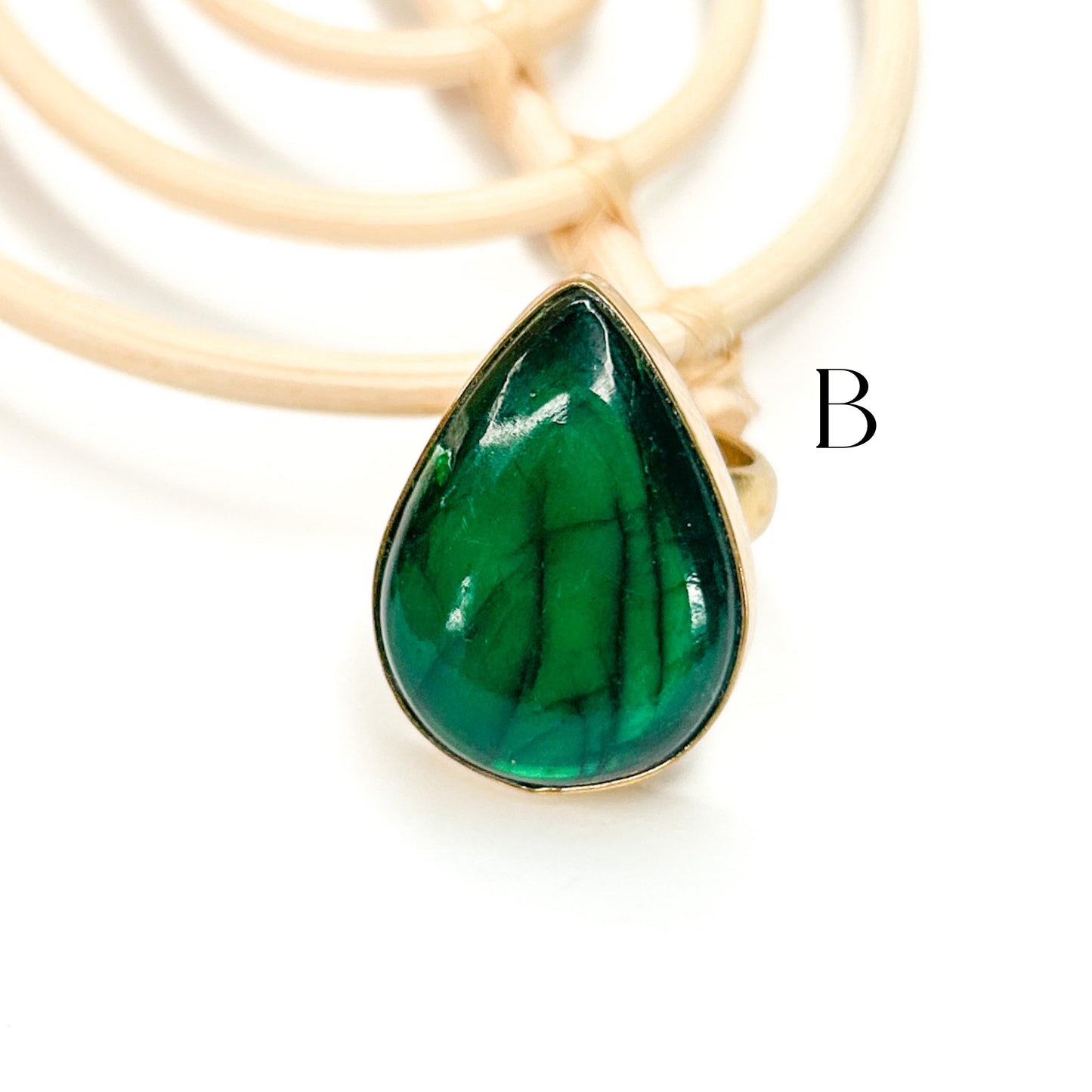 Green Rainbow Moonstone Ring - Alchemia