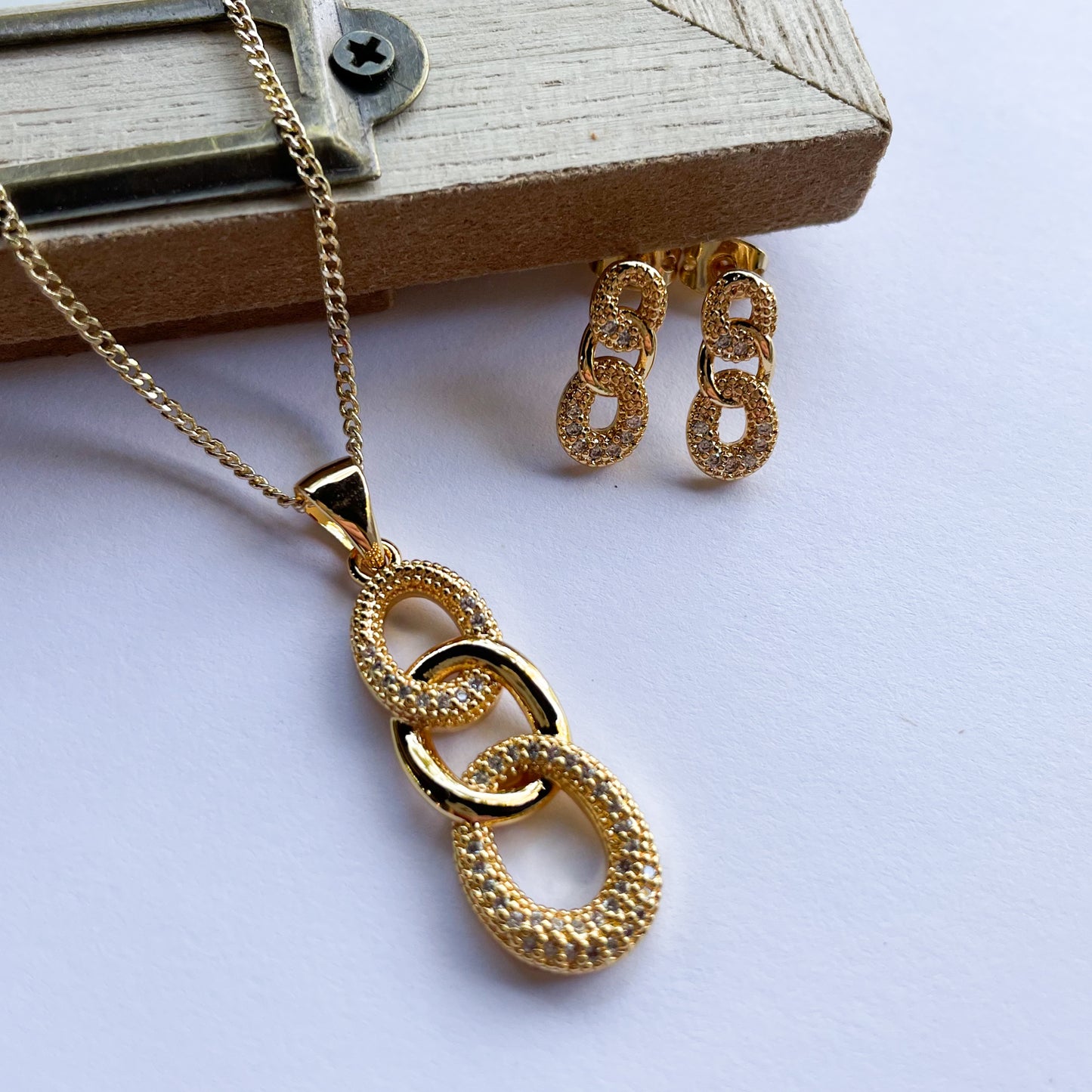 Cute Chain Link Earring & Necklace Set - 18k Gold Filled