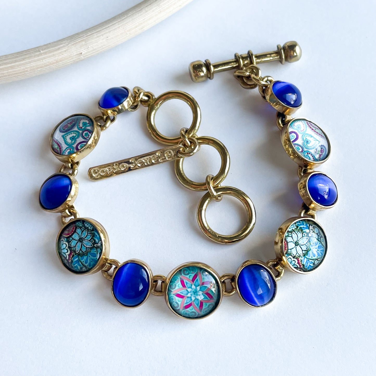 Cats Eye Jade & Resin Floral Bracelet - Alchemia