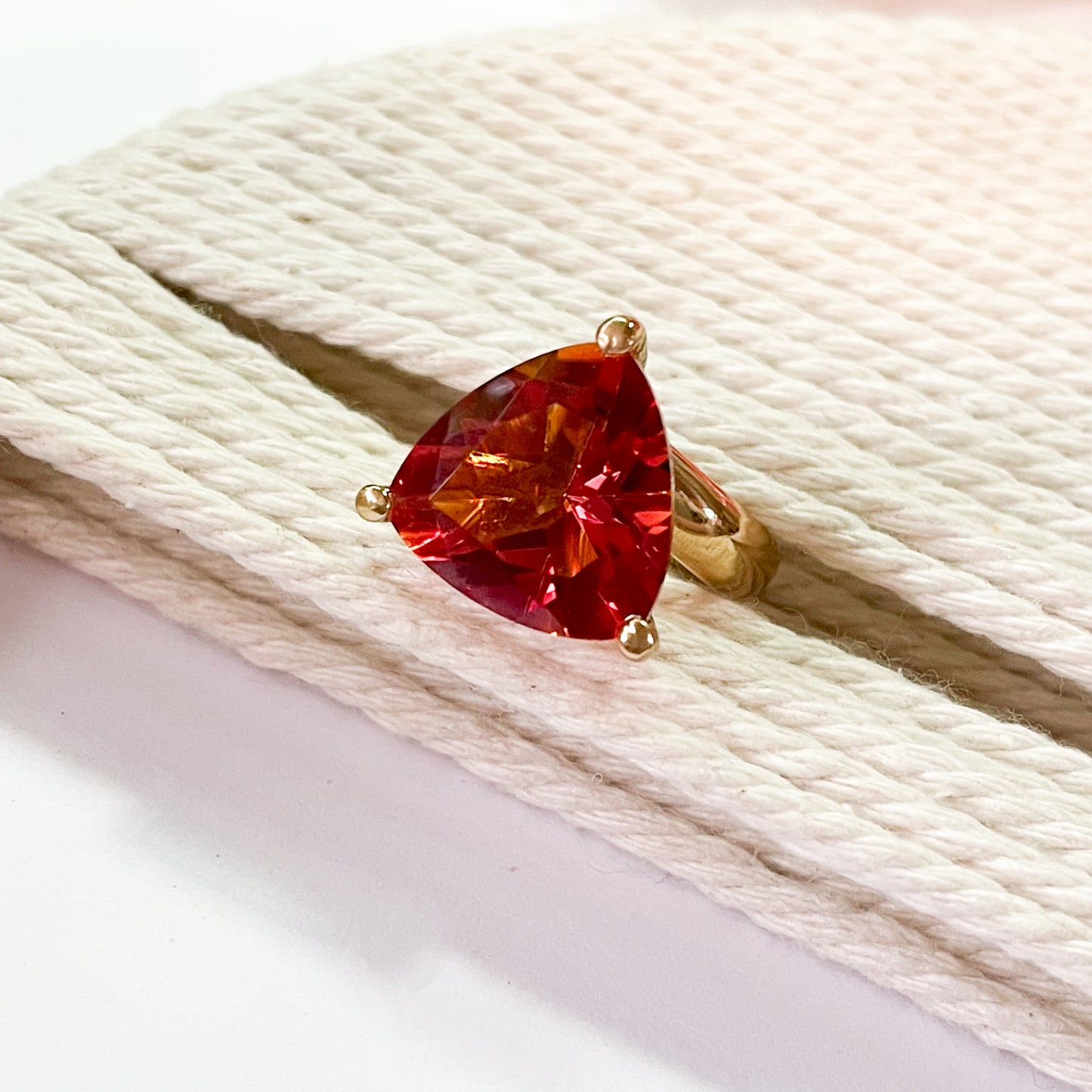 Red Mystic Quartz Trillion Prong Ring - Alchemia