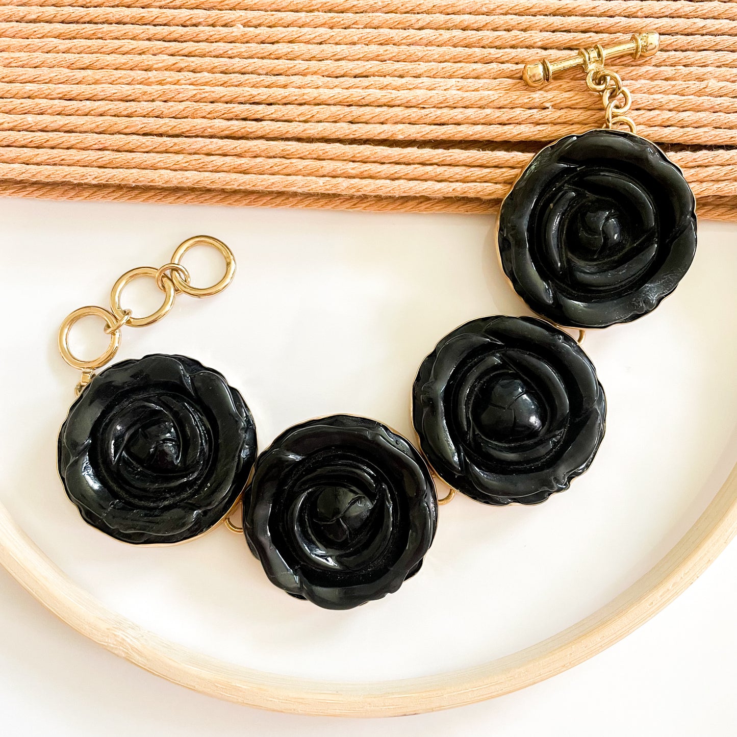 Black Rose Bracelet - Alchemia