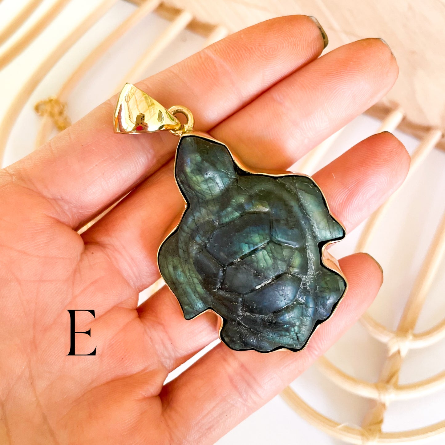 Labradorite Animal Pendants - Alchemia
