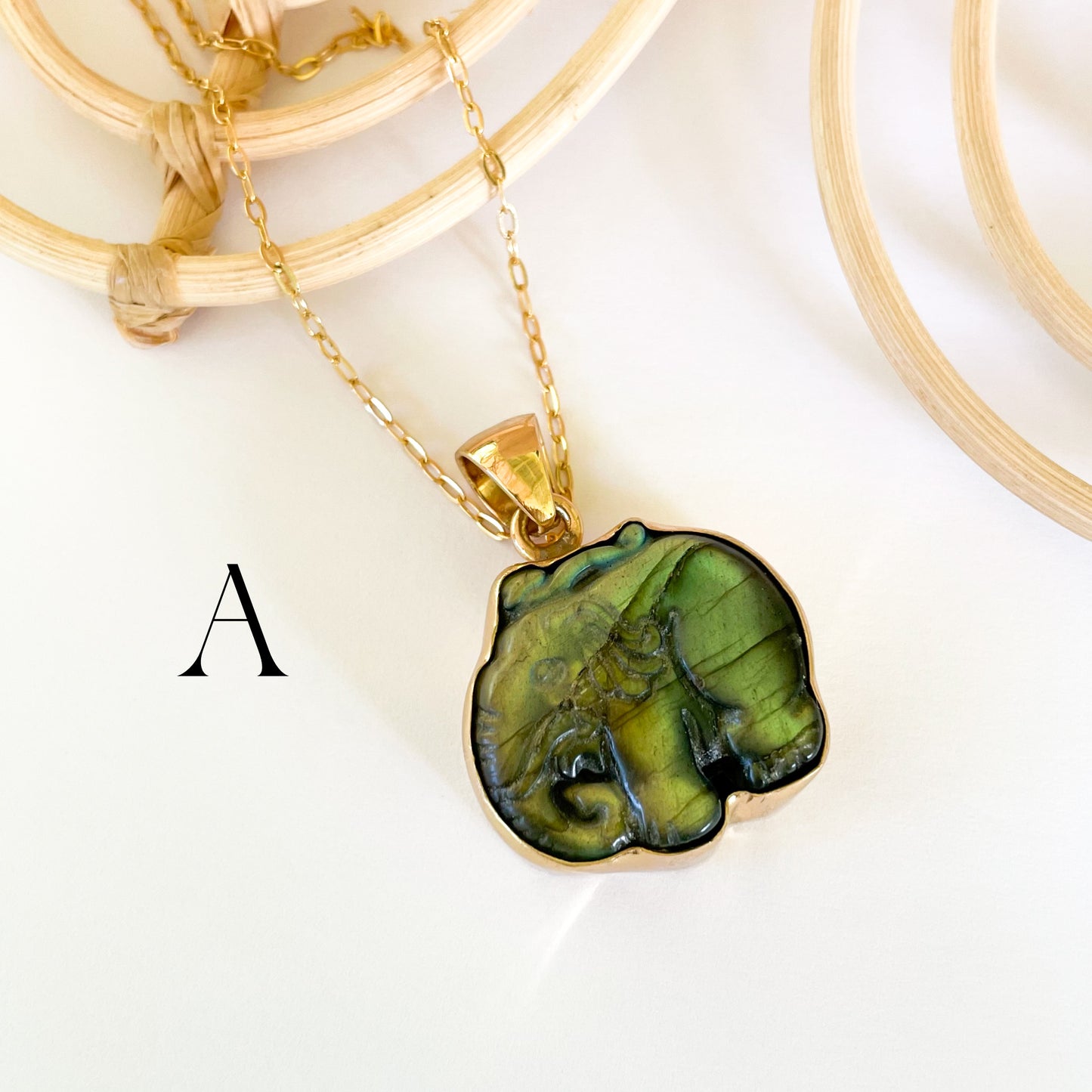 Labradorite Animal Pendants - Alchemia