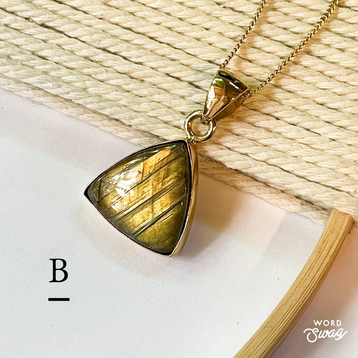 Labradorite Fire Pendant - Alchemia