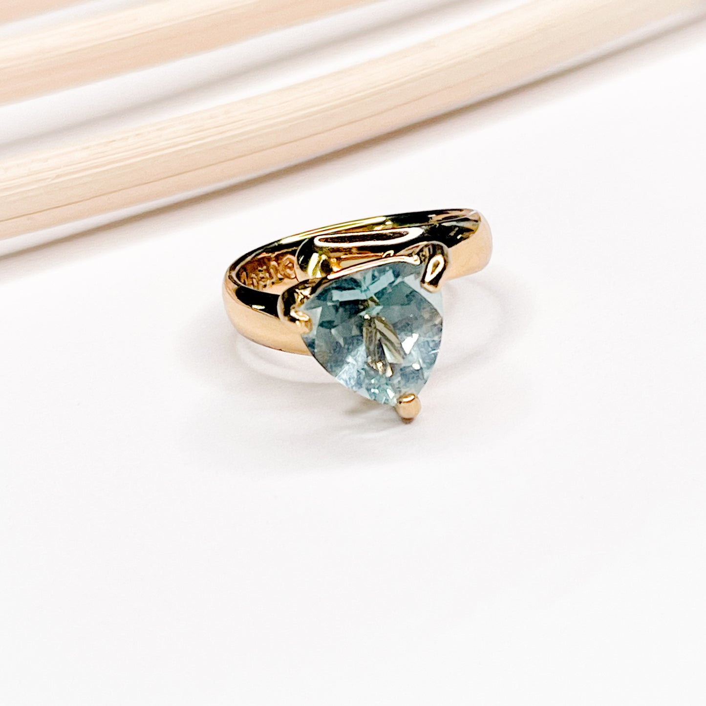 Aquamarine Quartz Prong Ring - Alchemia