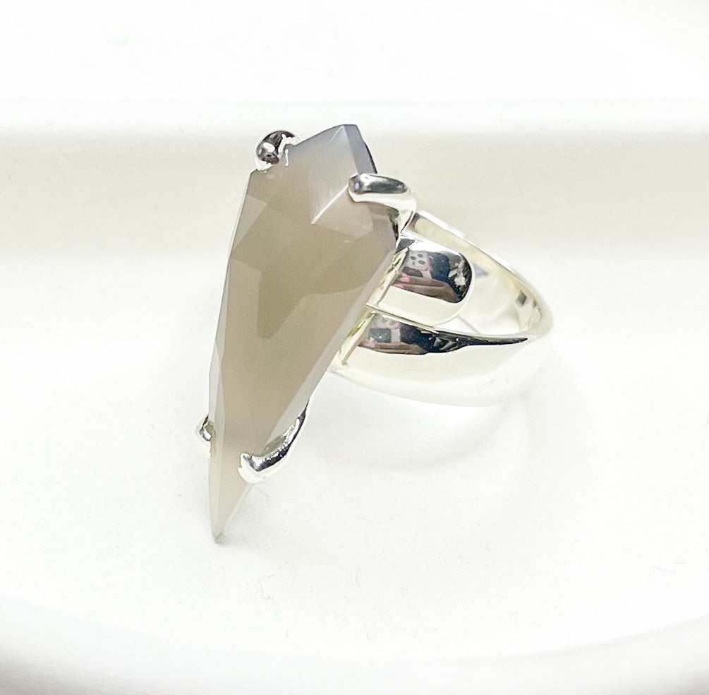 Chalcedony Kite Prong Ring - Both Metals