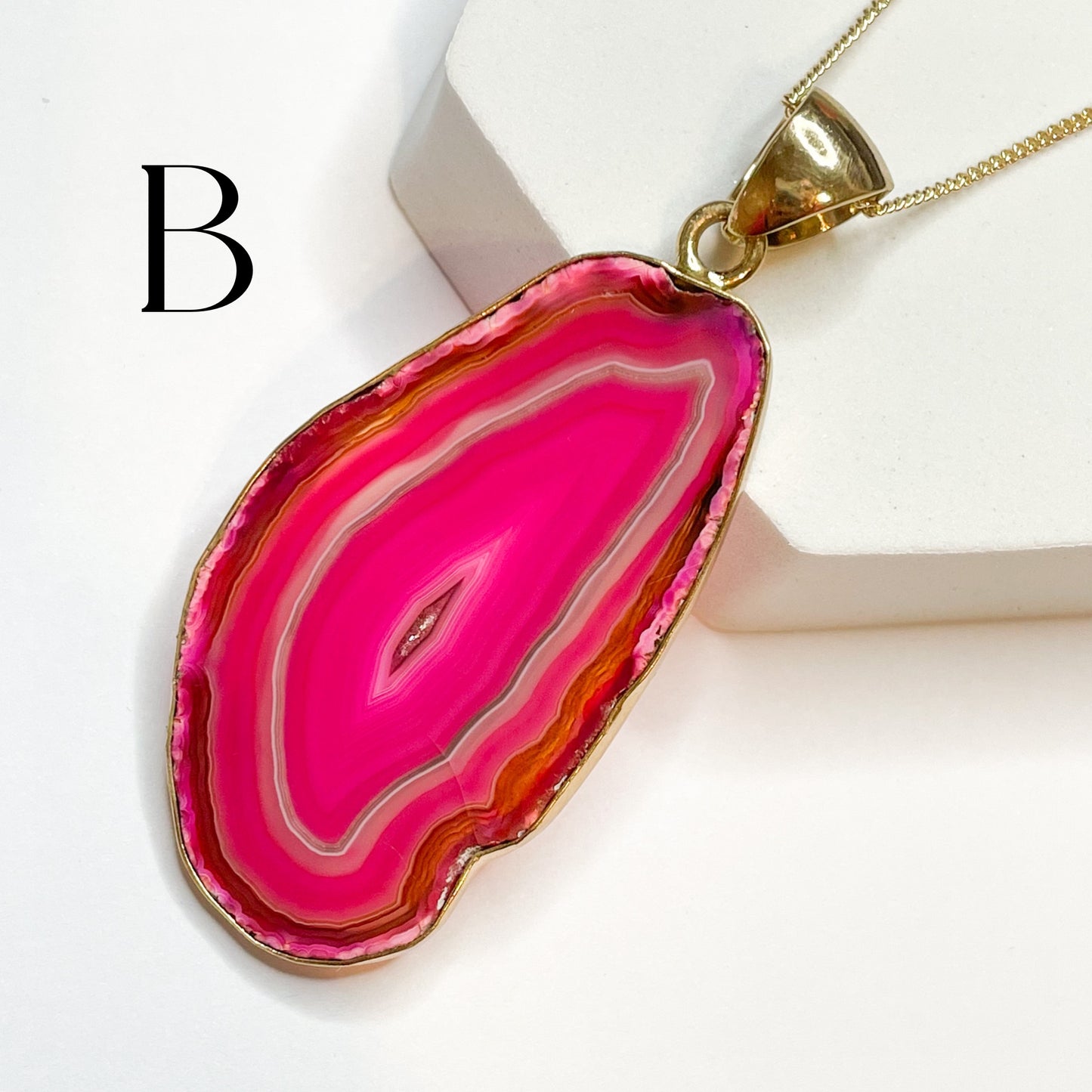Pink Agate Pendant - Alchemia