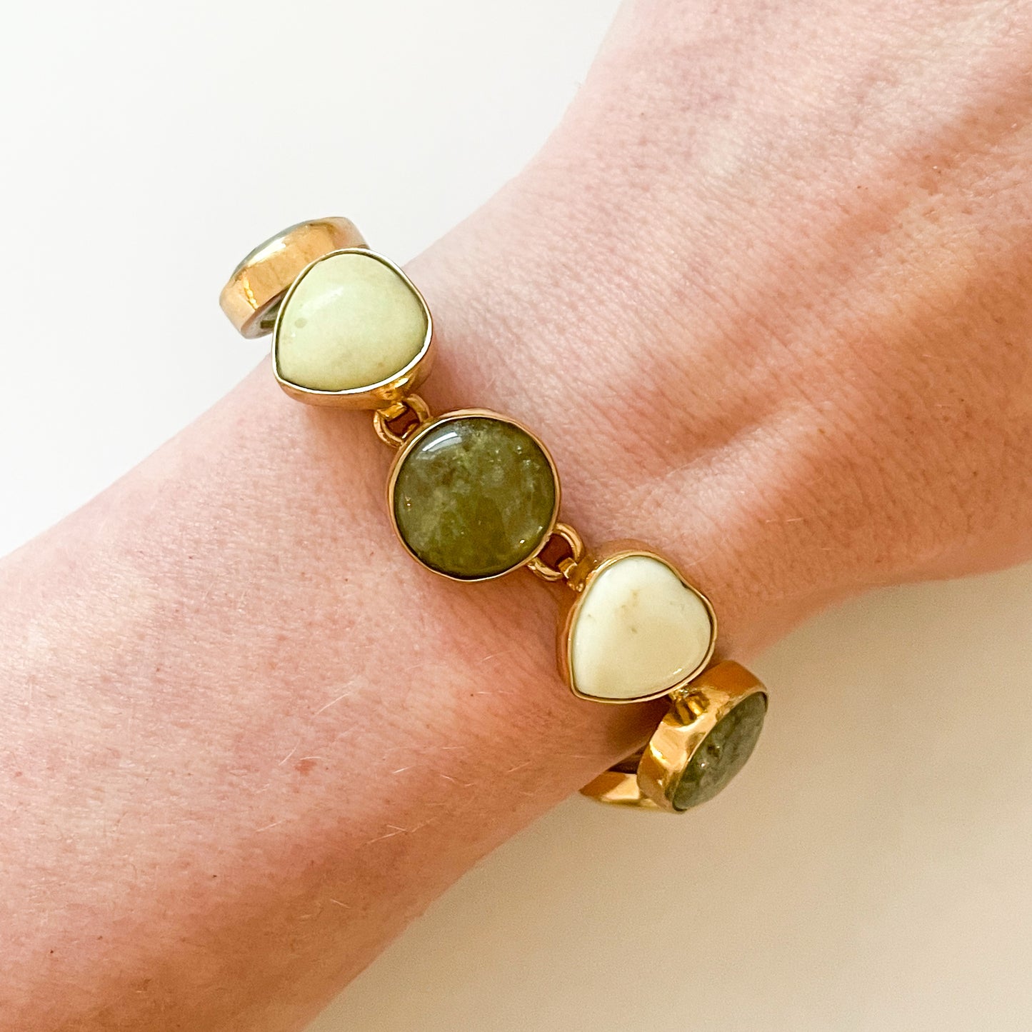 Jade & Heart Bracelet - Alchemia