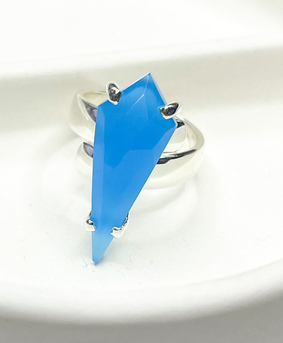 Chalcedony Kite Prong Ring - Both Metals