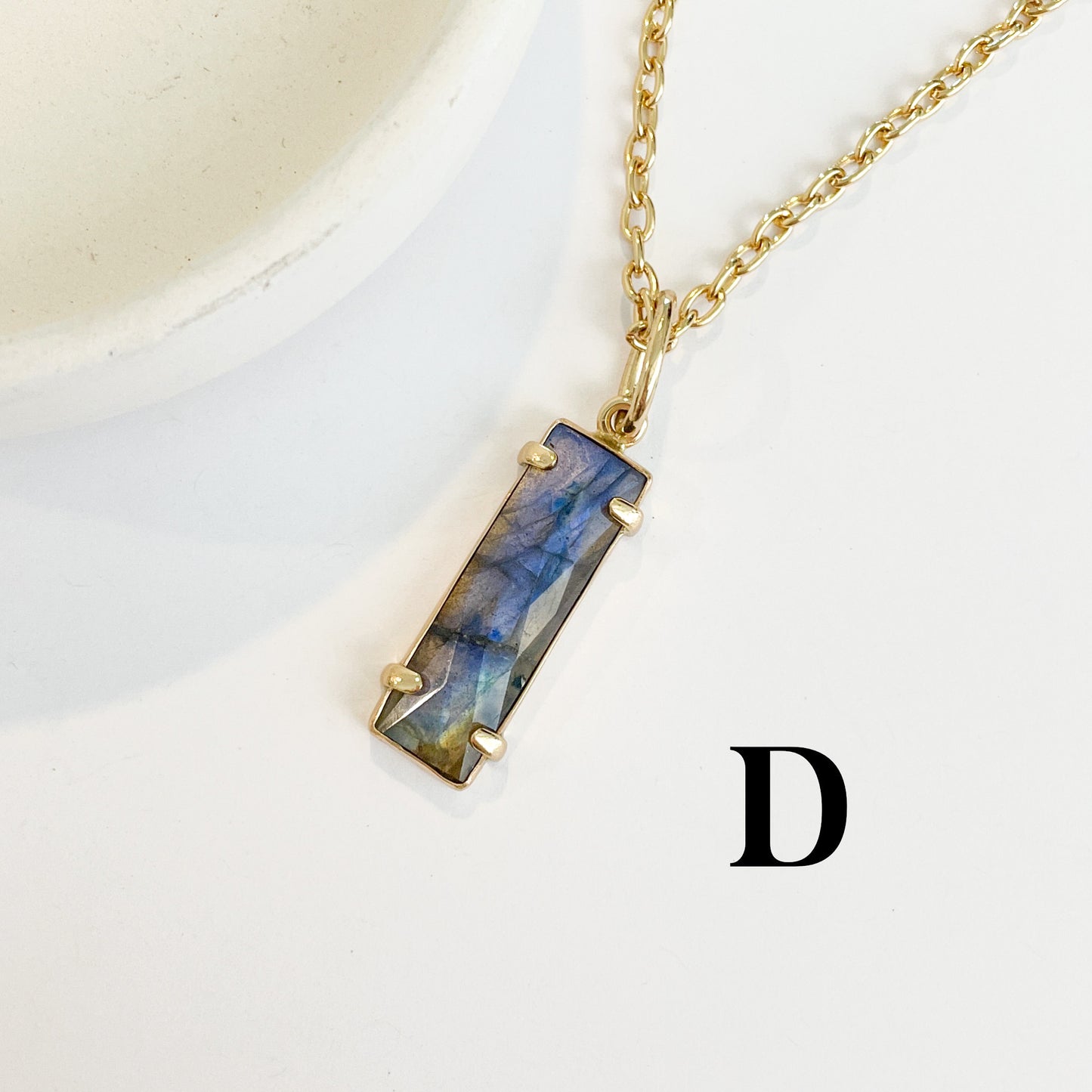 Labradorite Slim Pendant  - Alchemia Gold
