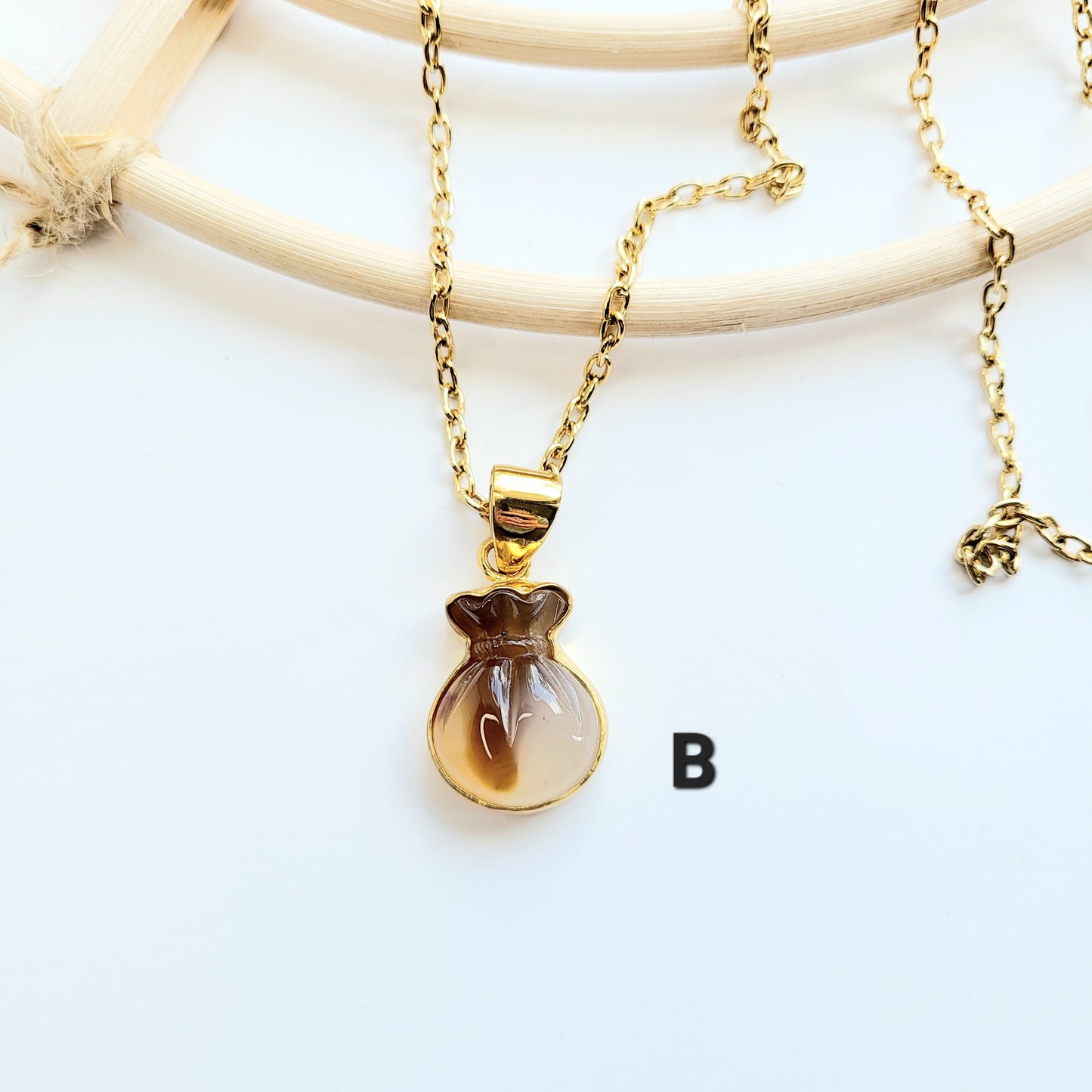 Agate Money Bag Feng Shui Ring & Pendant - Alchemia