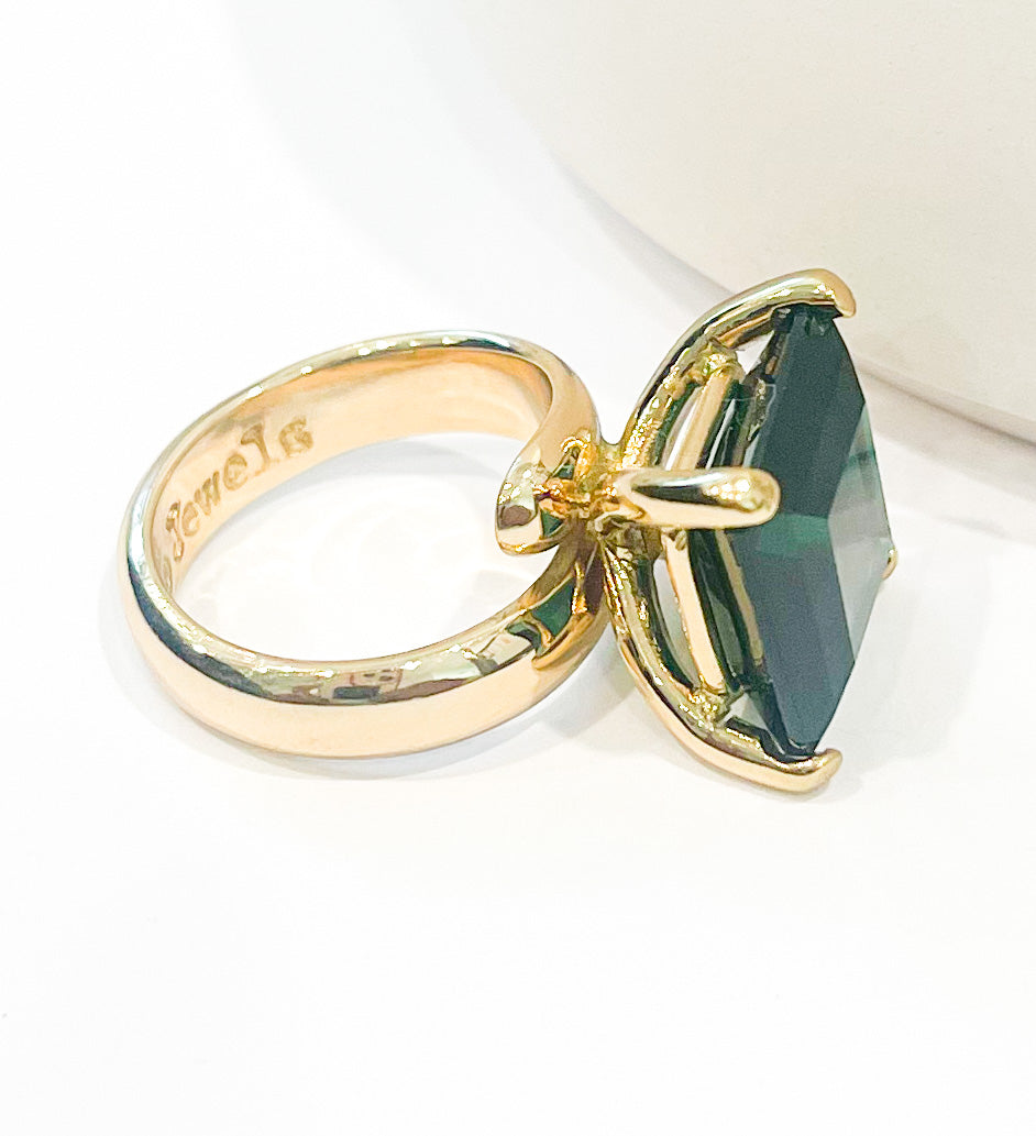 Dark Green Quartz Square Ring - Alchemia