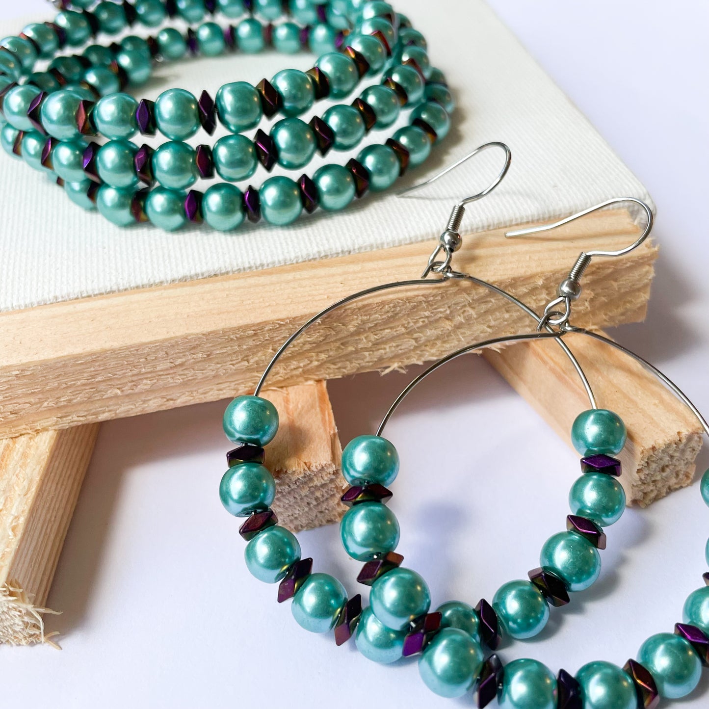Spikey Oyster Bracelet & Earring Set