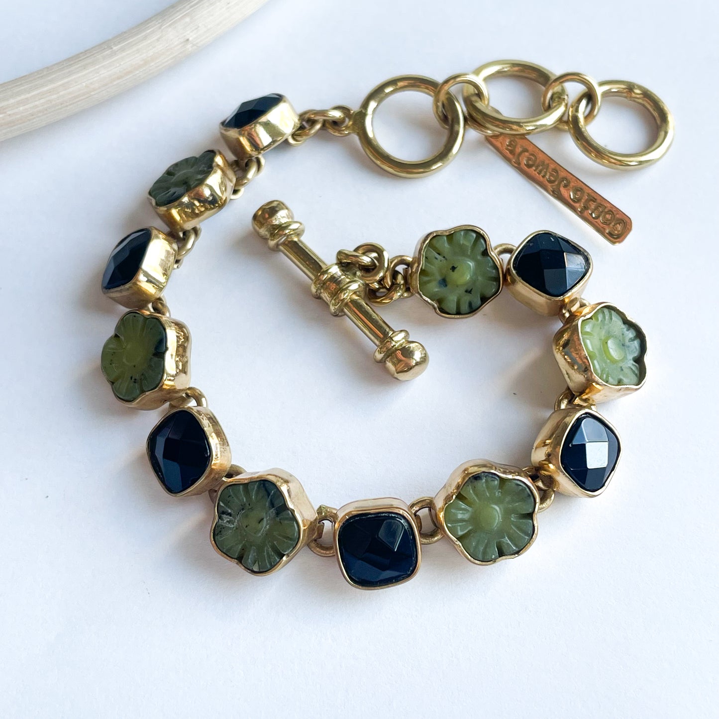 Load image into Gallery viewer, Black Onyx &amp;amp; Green Jade Bracelet - Alchemia Gold
