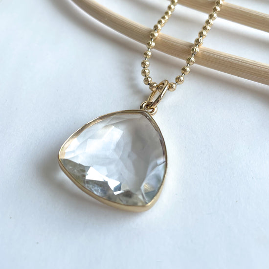 Load image into Gallery viewer, Clear Glass Faceted Pendant - Alchemia
