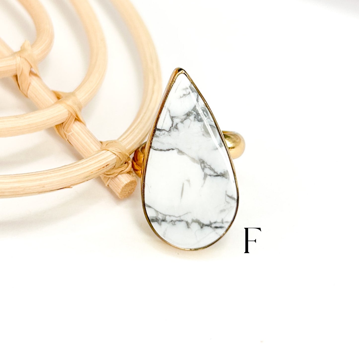 White Howlite Ring Mix - Alchemia