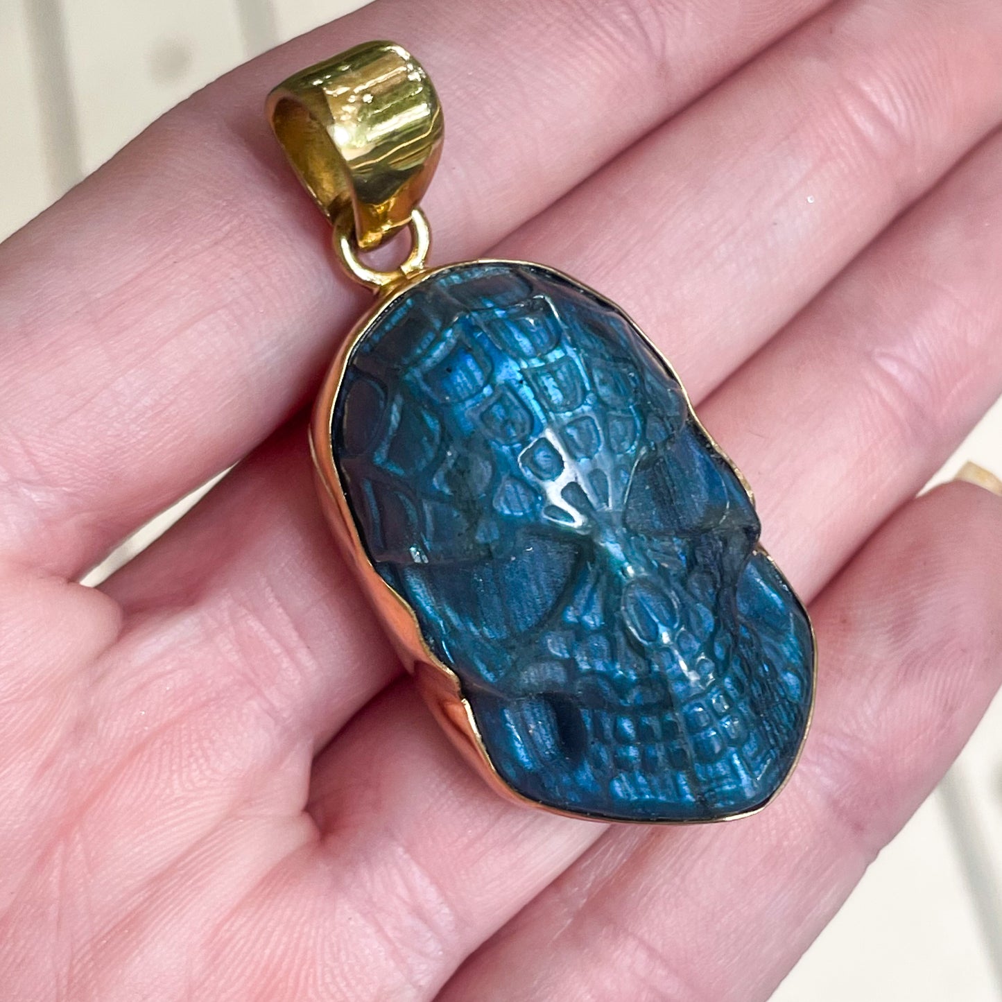 Labradorite Carving Pendants - Alchemia