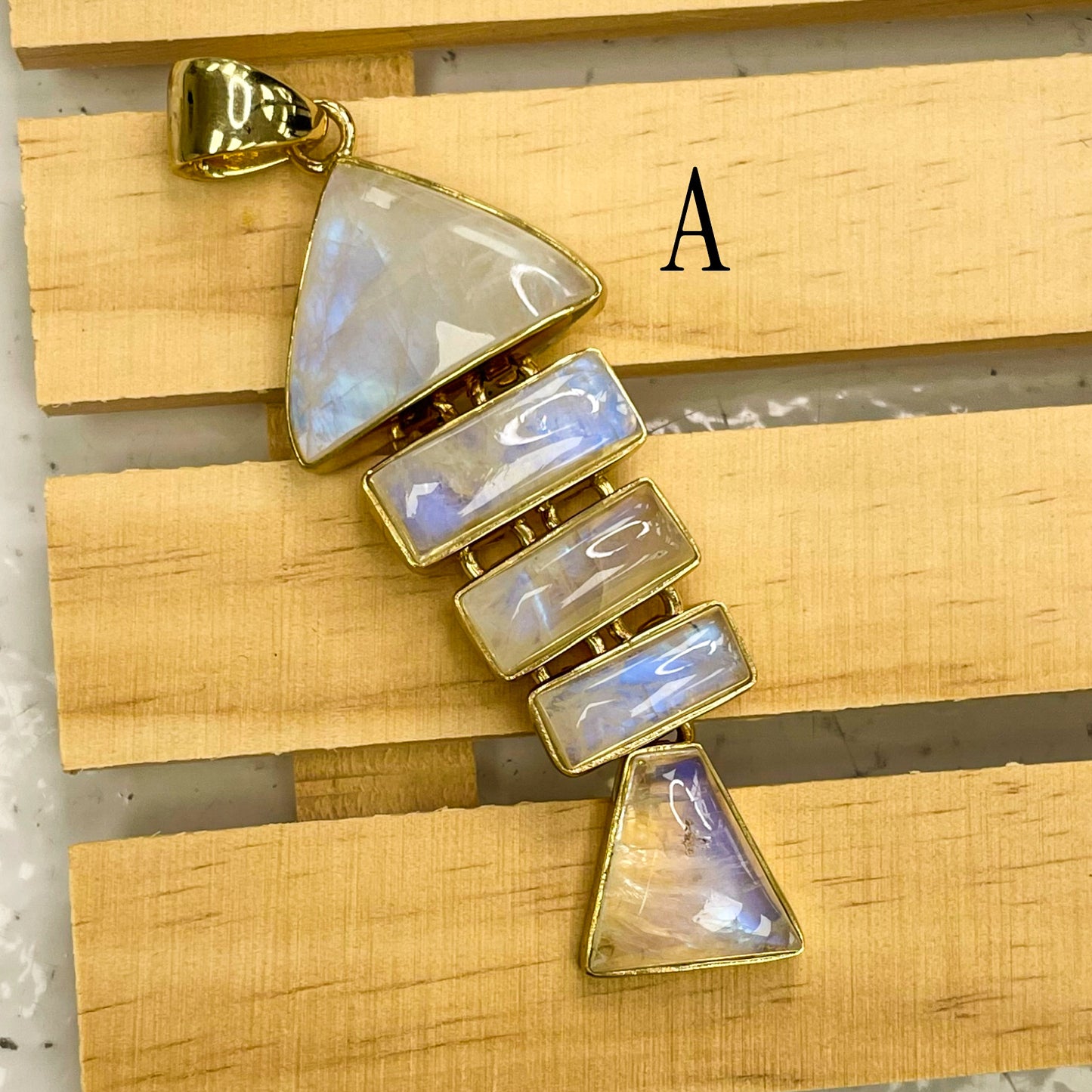 Multi Rainbow Moonstone Pedants - Alchemia