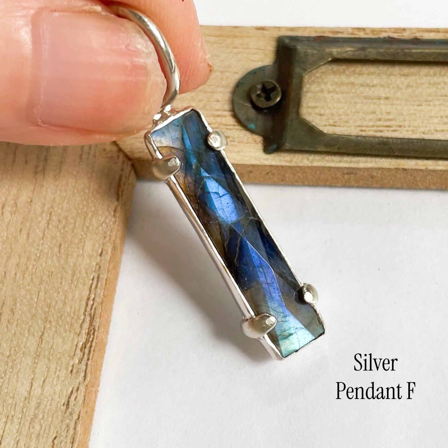 Labradorite Slim Bezel Prong Collection - Both Metals