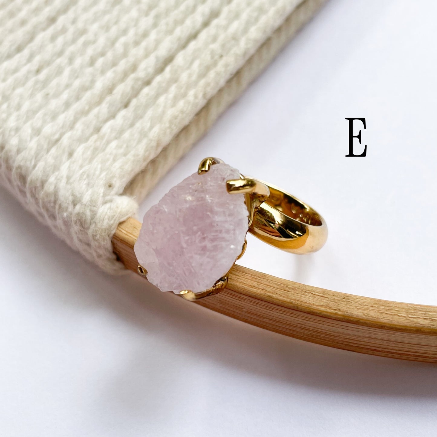 Raw Kunzite Prong Ring - Alchemia