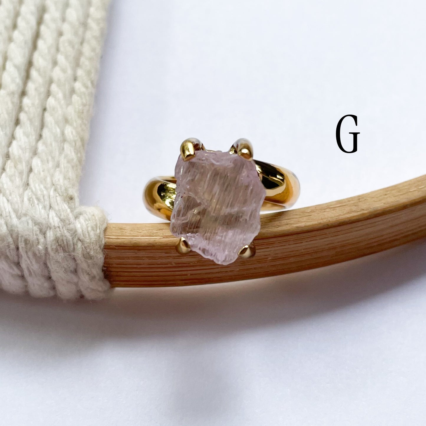 Raw Kunzite Prong Ring - Alchemia