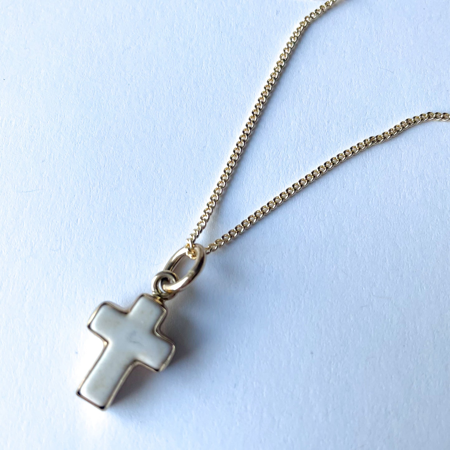 Howlite Colored Cross Collection - Alchemia