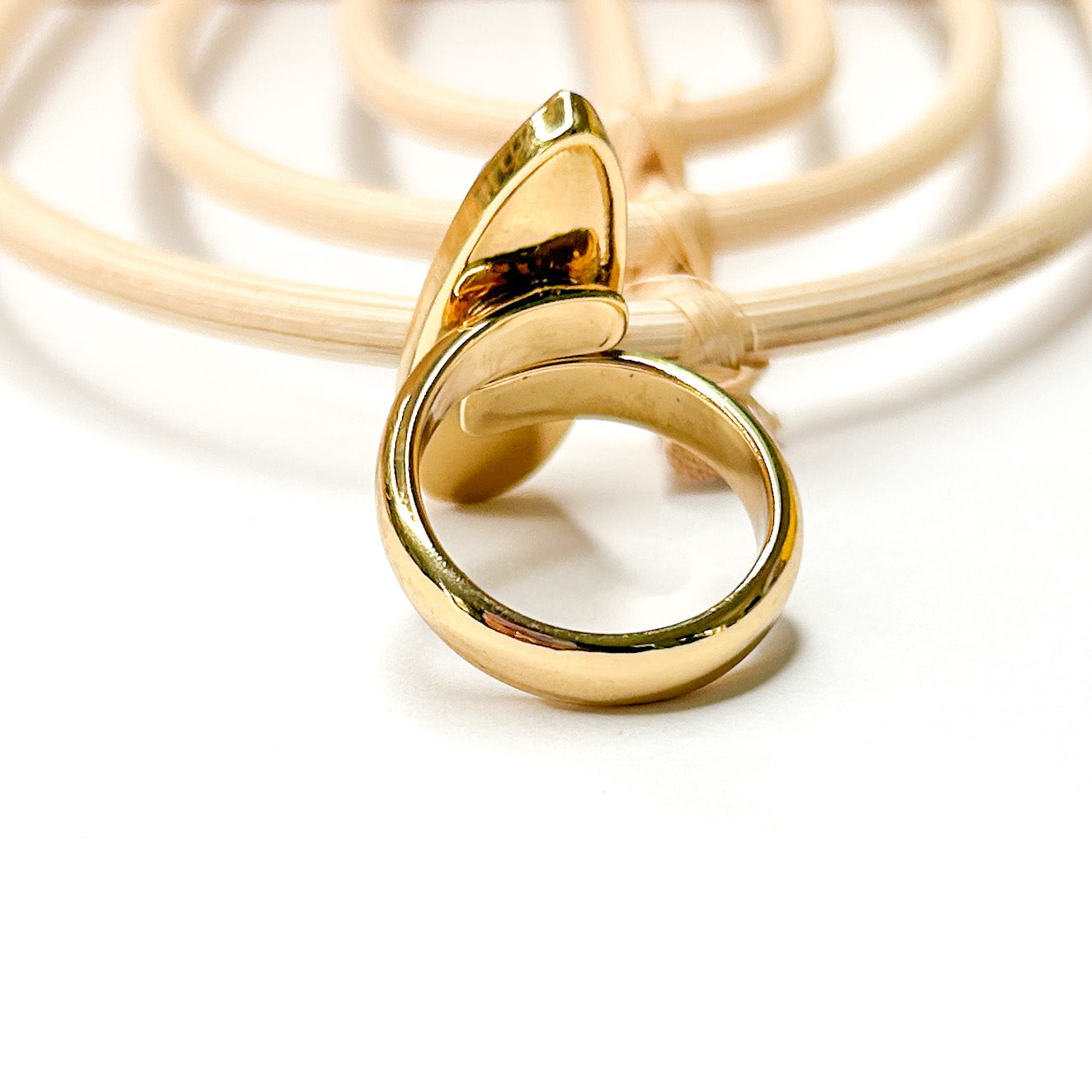 Slender Blue Chalcedony Ring - Alchemia