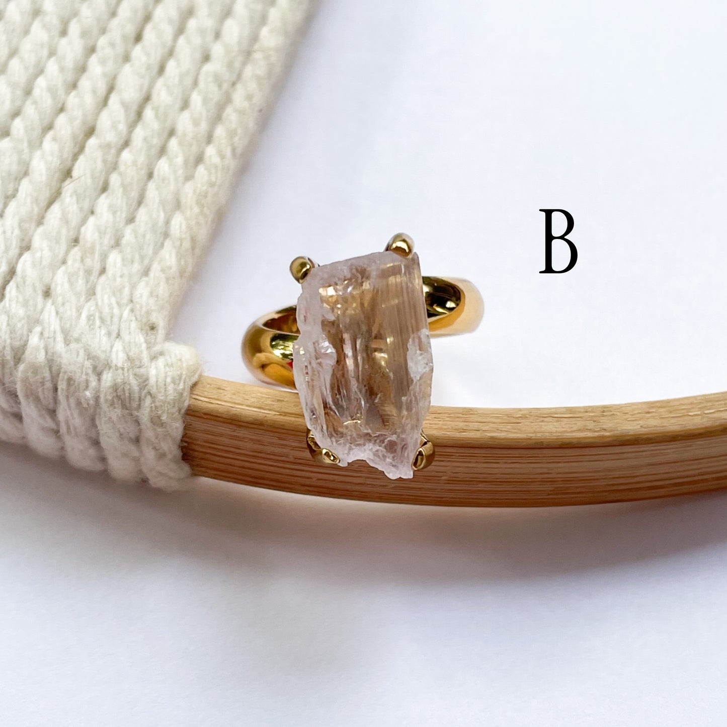 Raw Kunzite Prong Ring - Alchemia