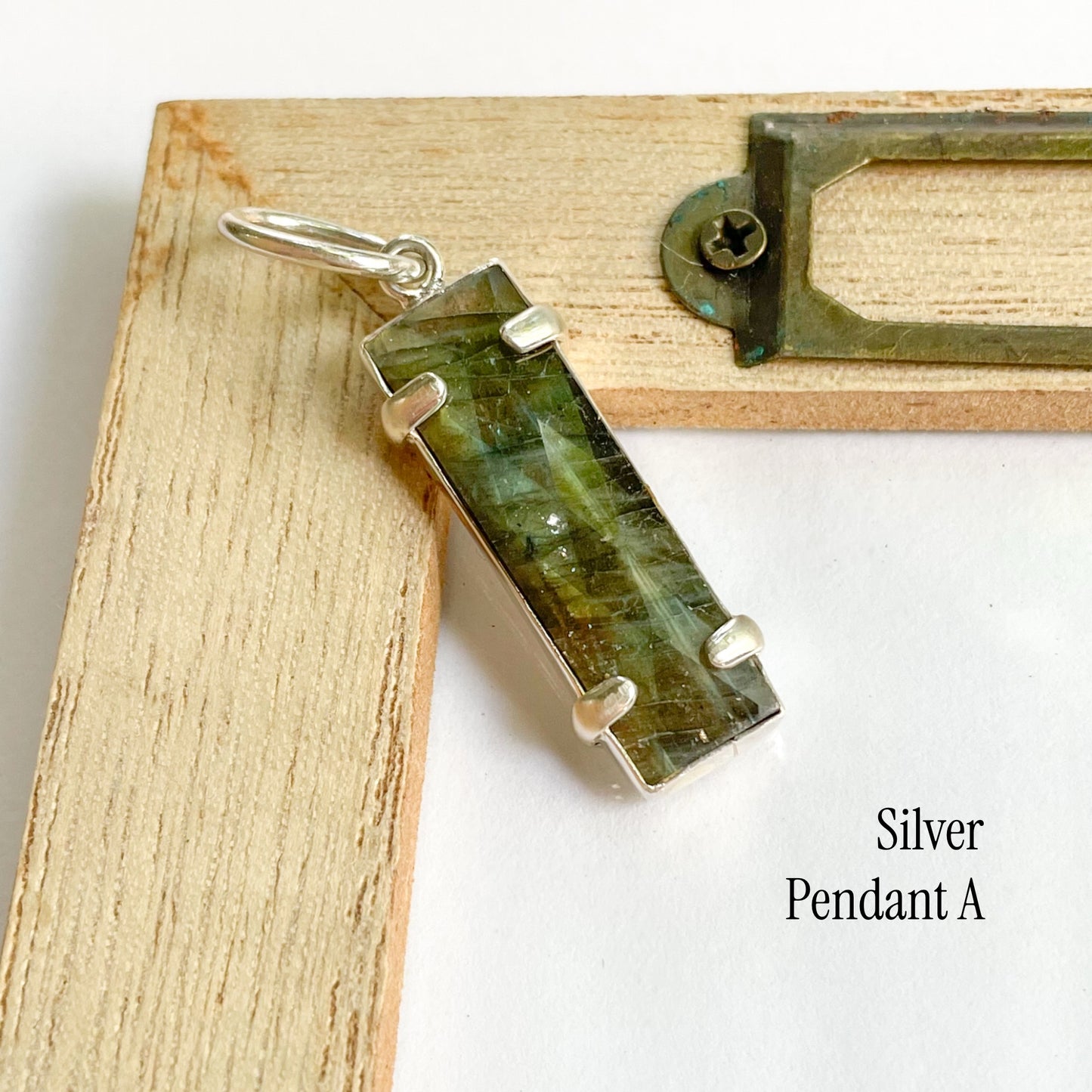 Labradorite Slim Bezel Prong Collection - Both Metals