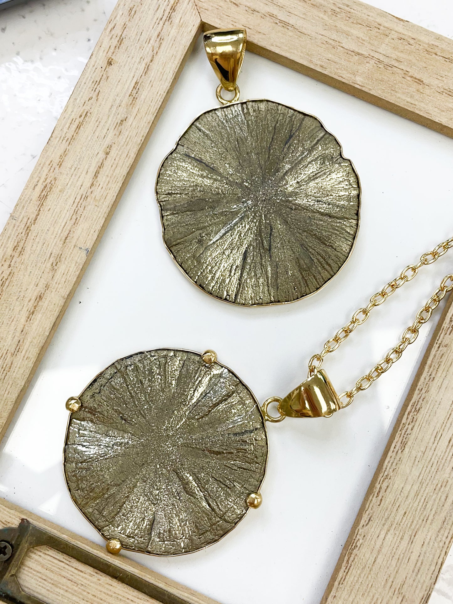 Alchemia Pyrite Statement Sun - Charles Albert Stock