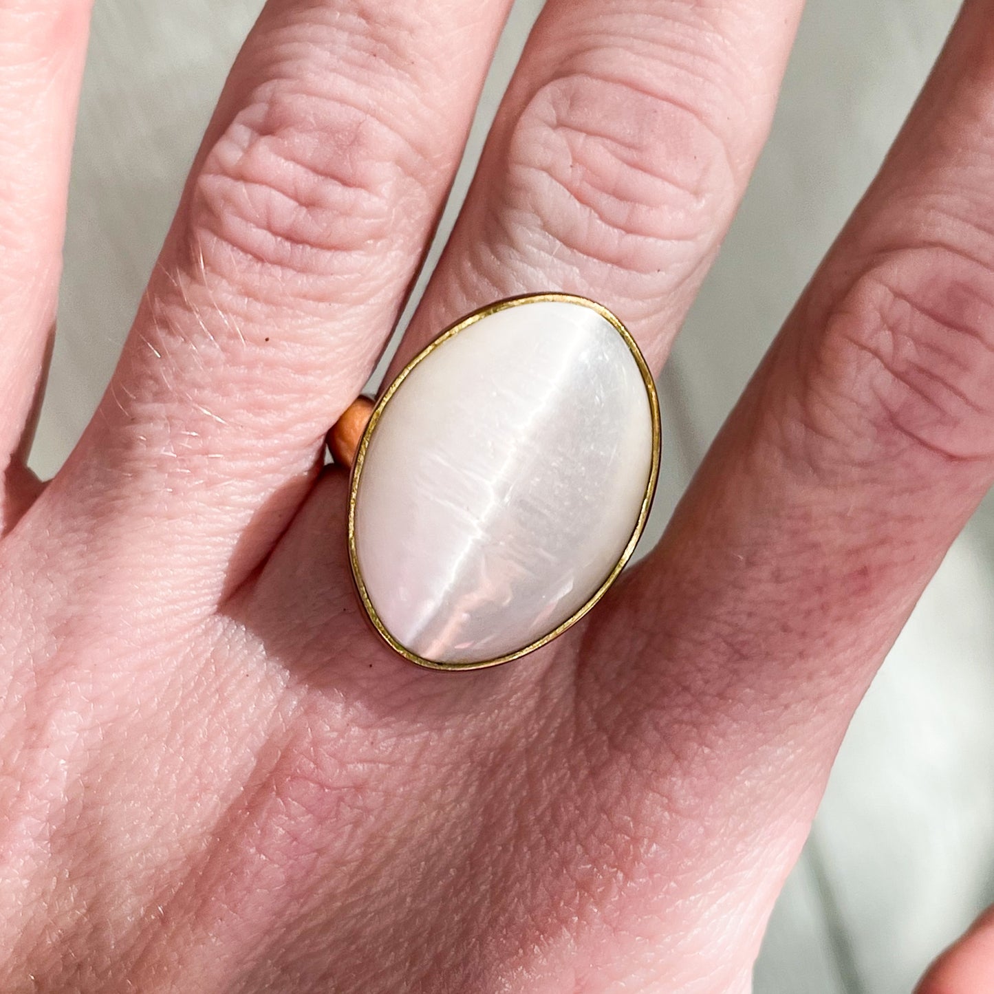 White Cat Eye Ring - Alchemia