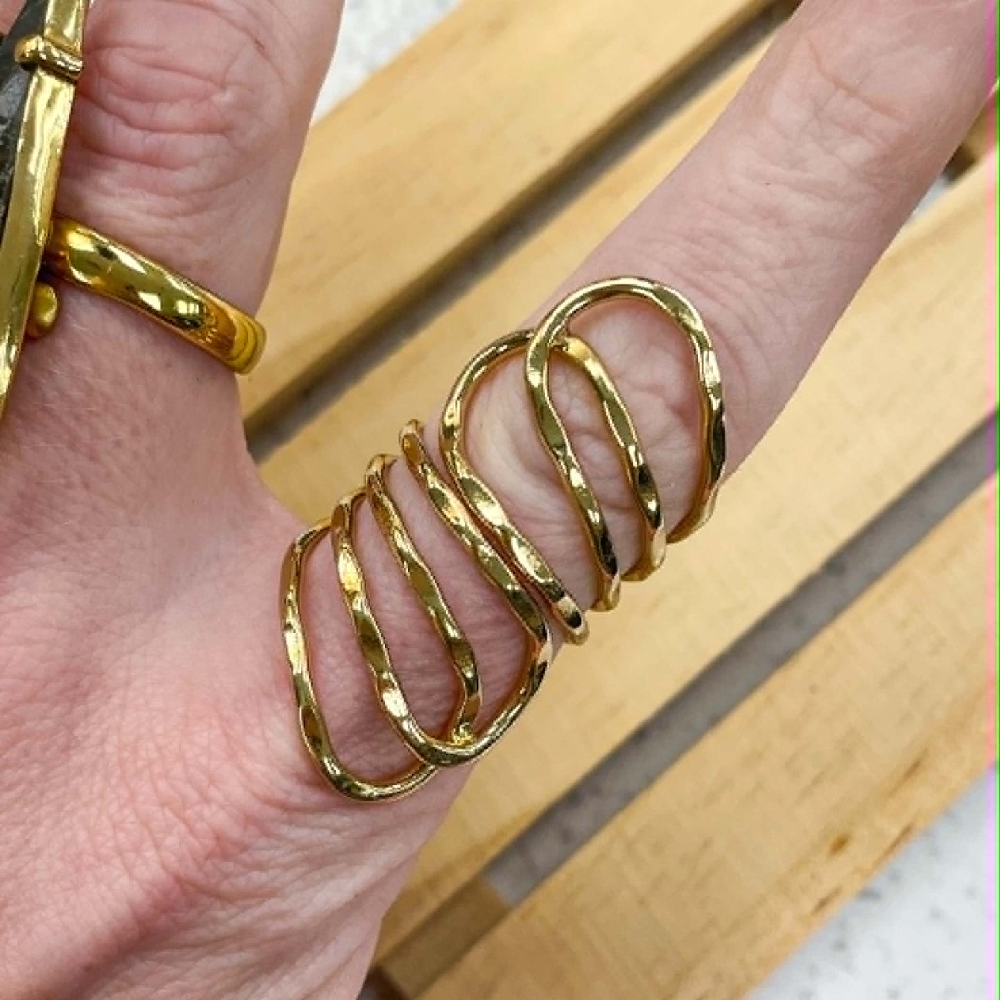 Swirl Ring - Alchemia