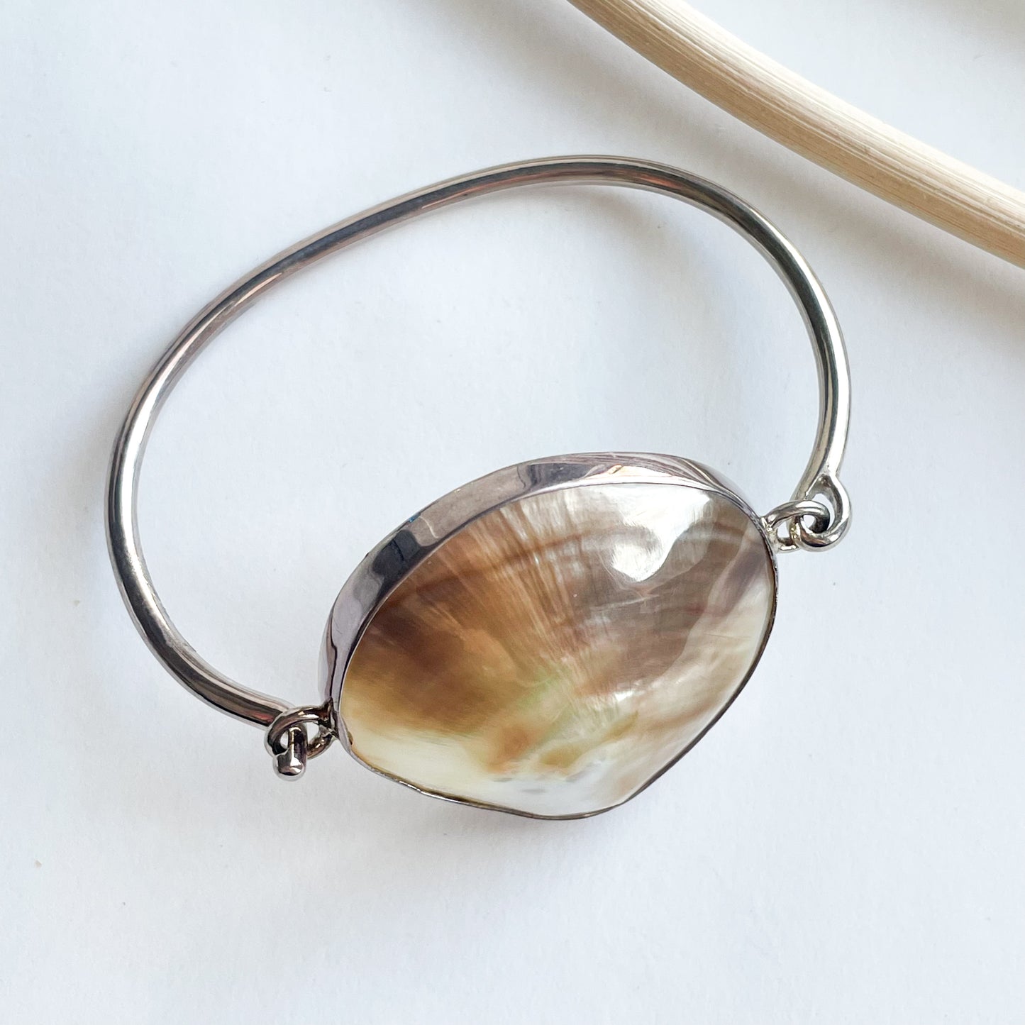 Load image into Gallery viewer, Mother Of Pearl - Solid Sterling Silver
