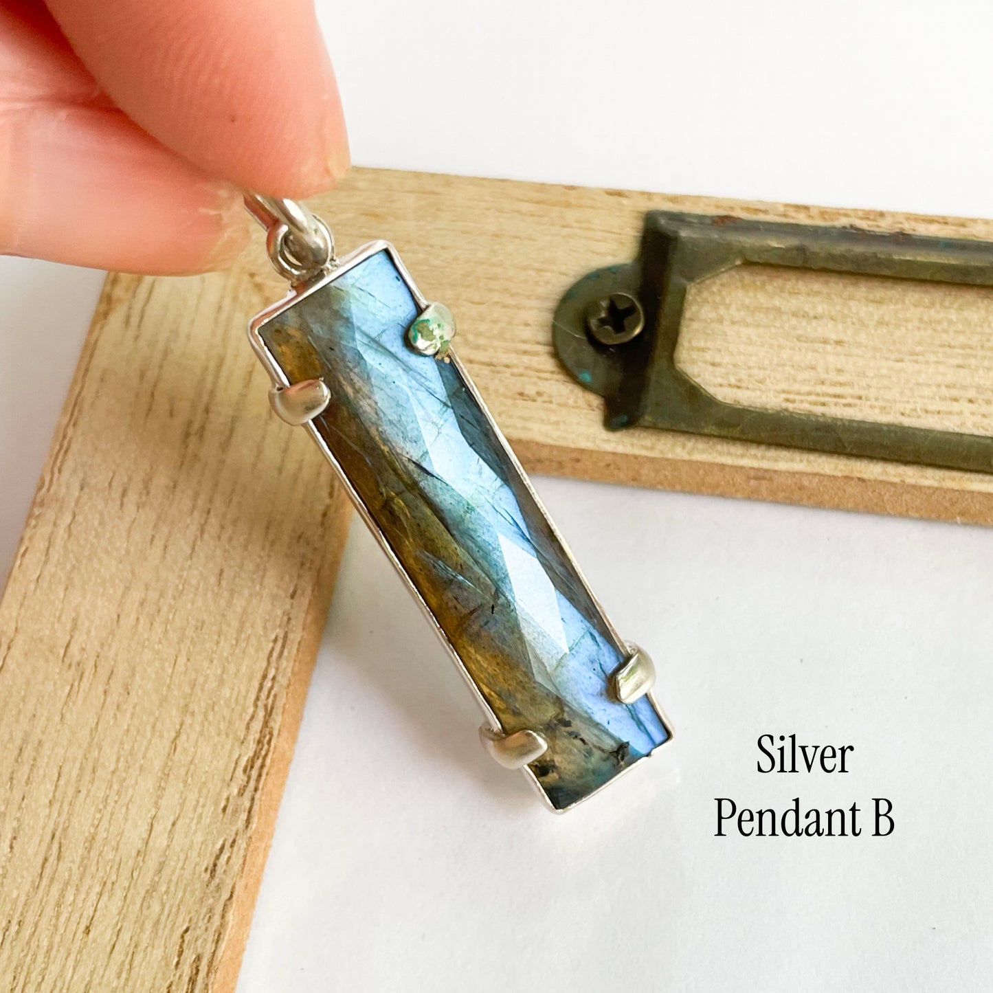 Labradorite Slim Bezel Prong Collection - Both Metals