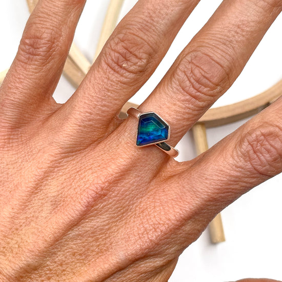 Load image into Gallery viewer, Abalone Doublet Quartz Ring - Solid Sterling Silver
