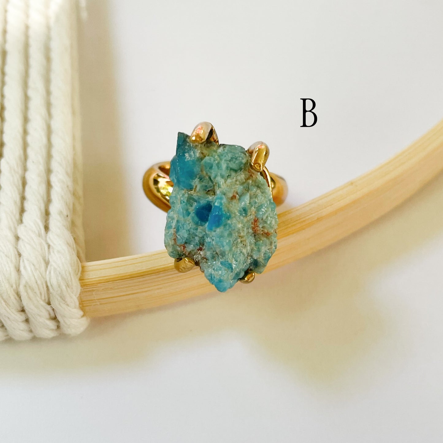 Raw Neon Apatite Prong Ring - Alchemia Gold