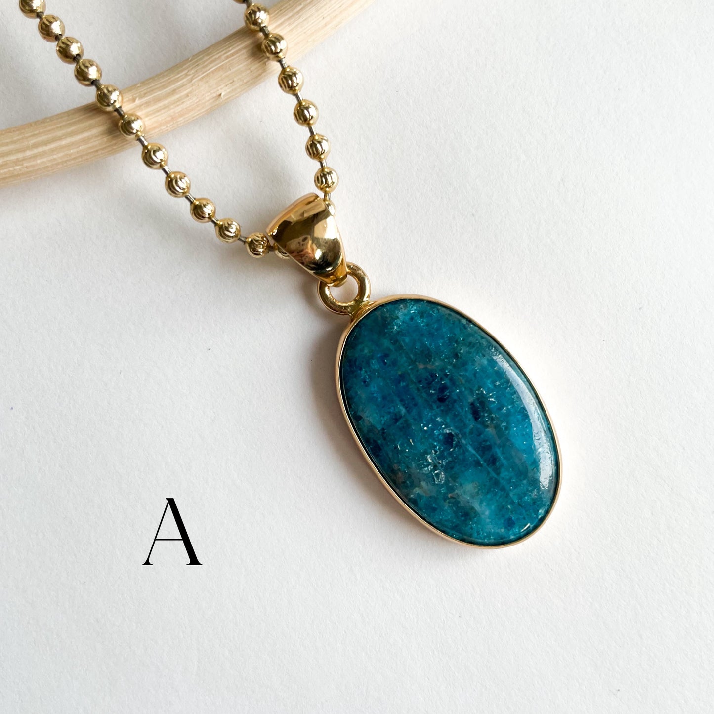 Neon Apatite Pendant - Alchemia