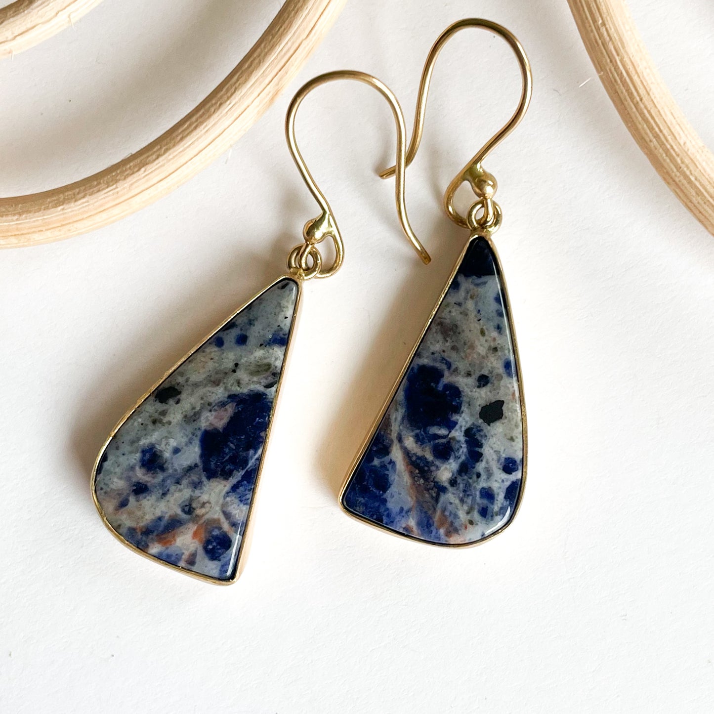Load image into Gallery viewer, Sodalite Dangle Earring - Alchemia
