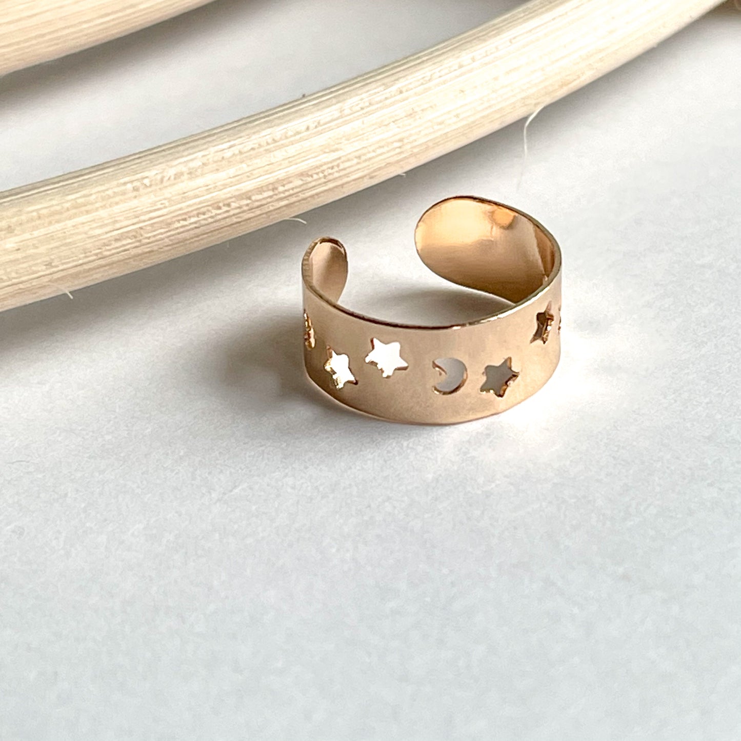 Star And Moon Toe Ring - 18k Gold