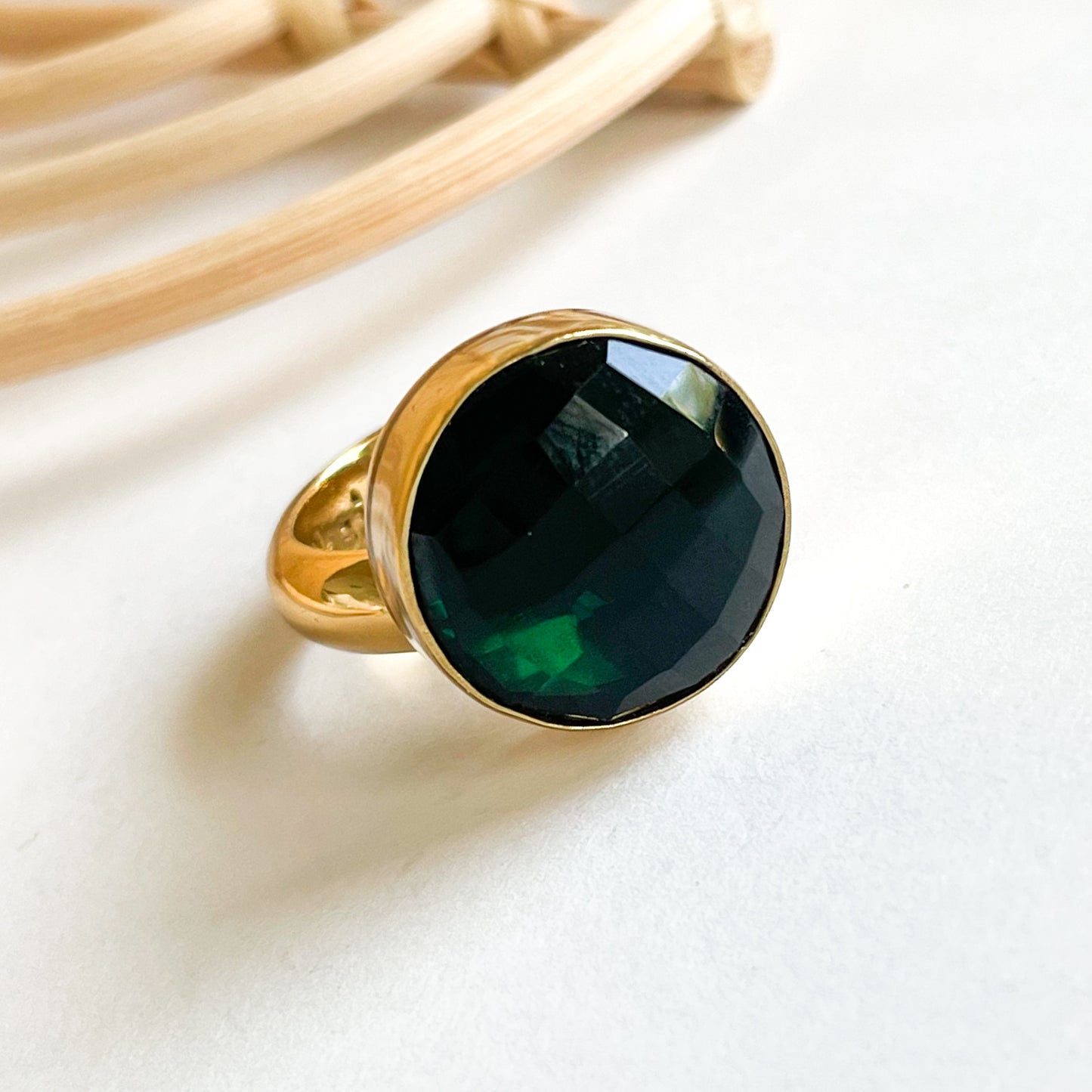 Bezel Green Quartz Ring - Alchemia