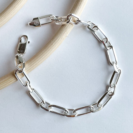 Load image into Gallery viewer, Chunky Paper Clip Chain Bracelet - Solid Sterling Silver
