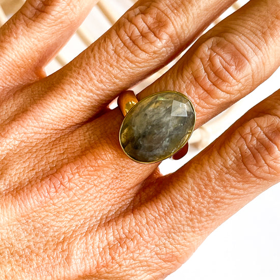Black Rutile Quartz Ring - Alchemia