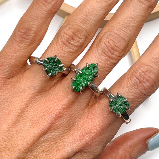Load image into Gallery viewer, Uvarovite Mix Prong Set-Solid Sterling Silver
