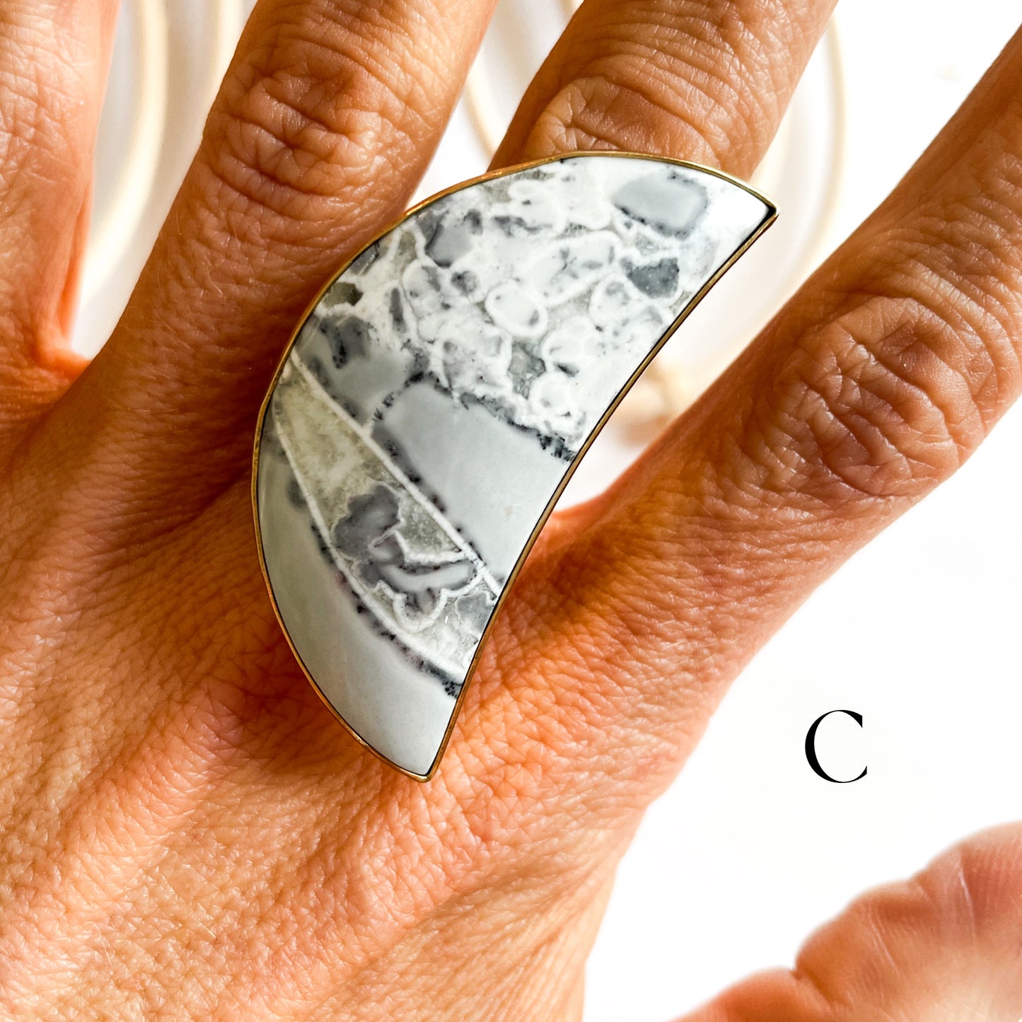 White Maligano Jasper Moon Ring - Alchemia
