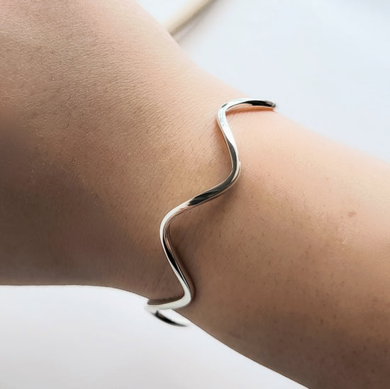 Load image into Gallery viewer, Wave Cuff - Solid Sterling Silver
