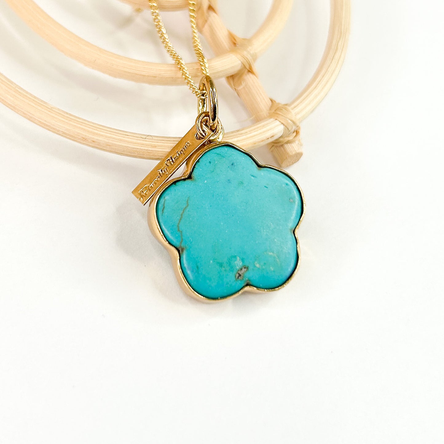 Howlite  Flower Pendant - Alchemia