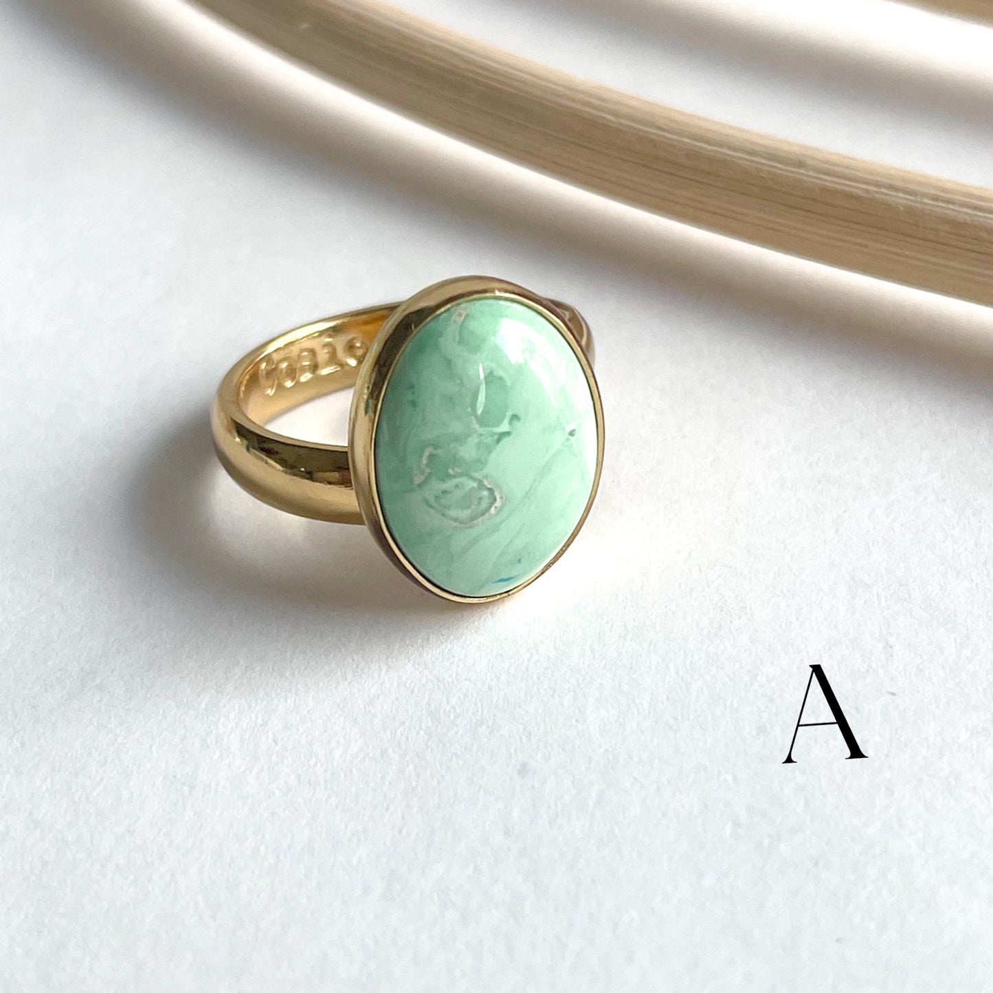 Chrysoprase Oval Ring - Alchemia